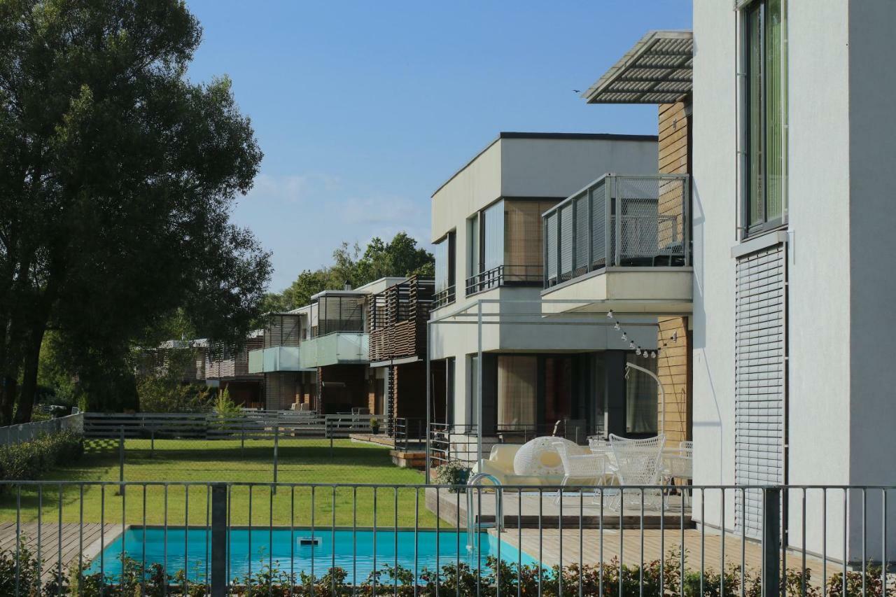 Papli 34 Apartment With Pool Pärnu Exterior foto